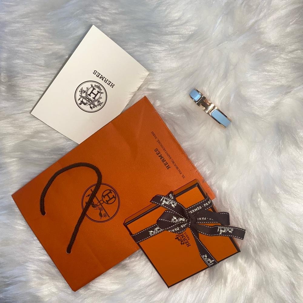 Hermes Clic H Bracelet - Picture 4 of 17